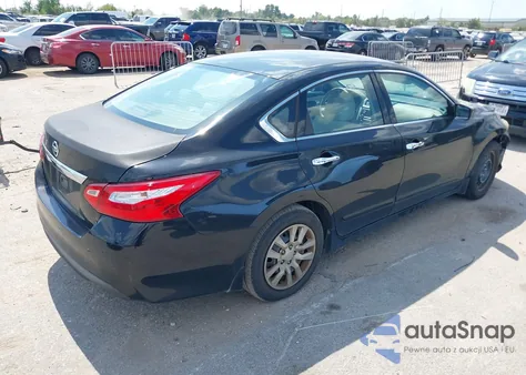 2017 Nissan Altima 2.5 S z USA, uszkodzony, nr VIN 1N4AL3APXHC241413